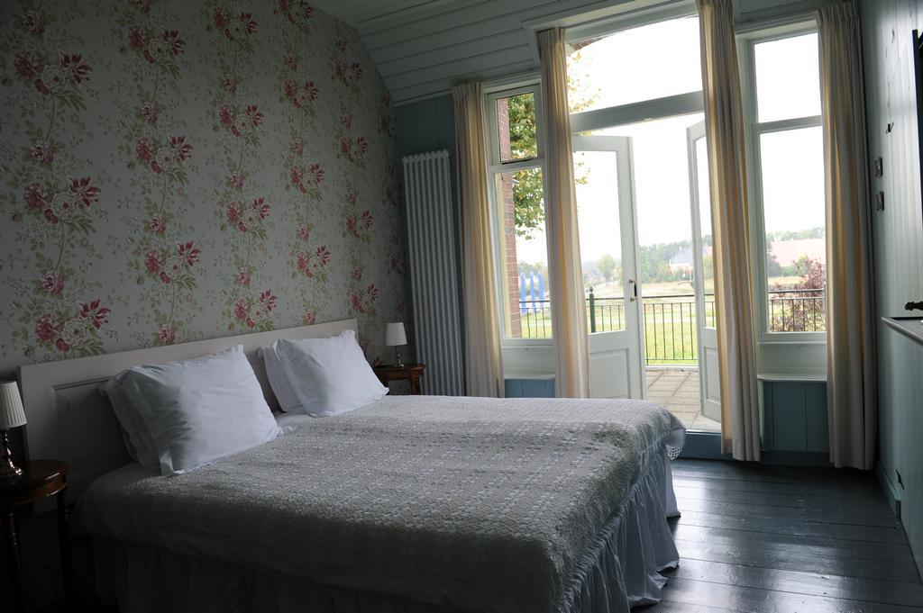 Moushouk Bed And Breakfast Oostwold  Exteriör bild