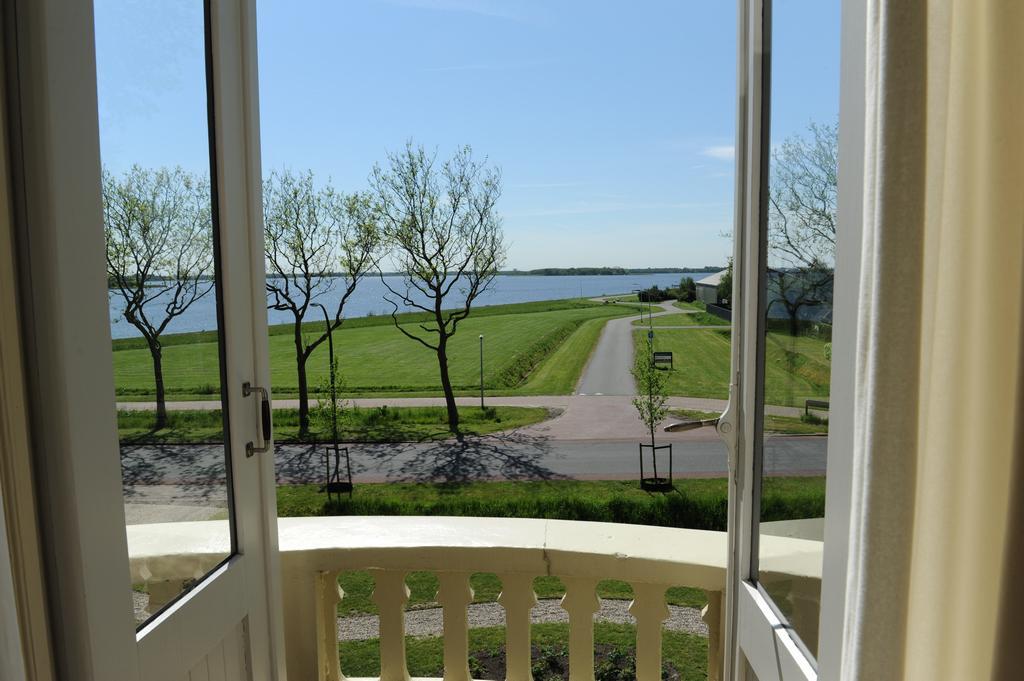 Moushouk Bed And Breakfast Oostwold  Exteriör bild
